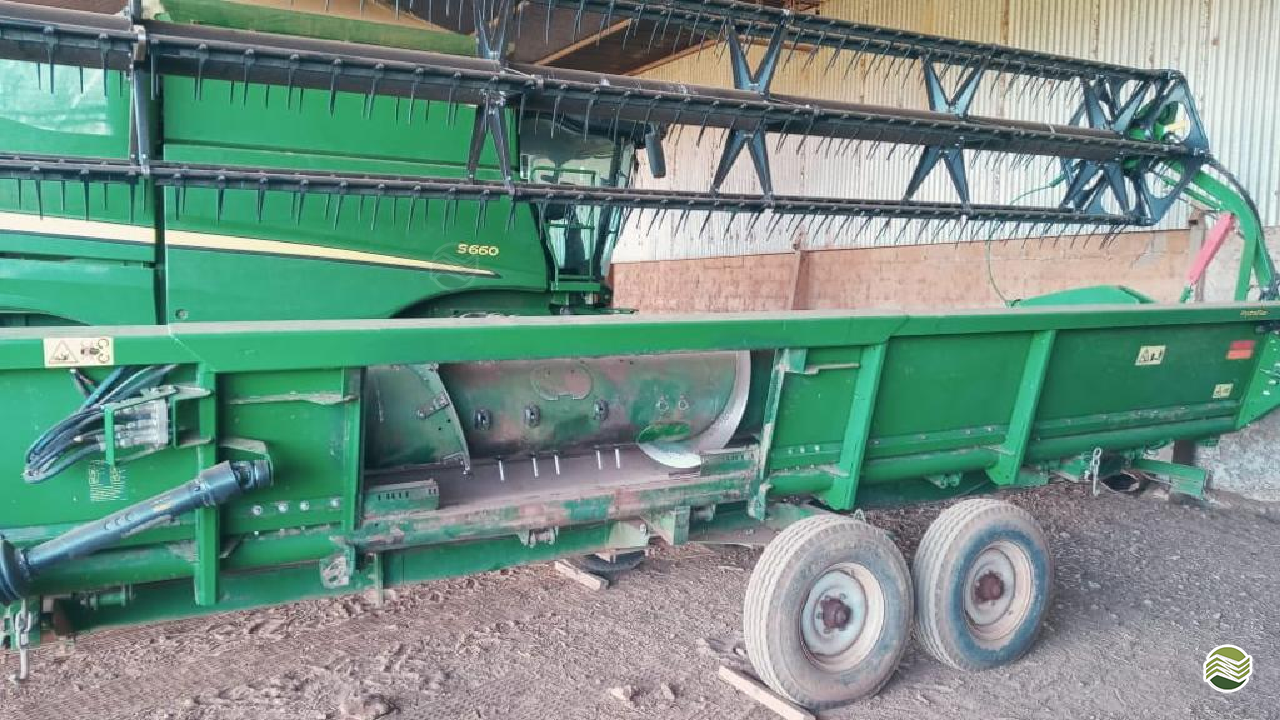 PLATAFORMA COLHEITADEIRA JOHN DEERE JOHN DEERE 630F Dimaq - GO CRISTALINA GOIAS GO